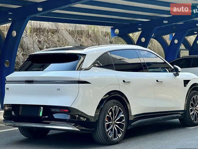Белый Zeekr 7X, объемом двигателя 0 л и пробегом 1 тыс. км за 40500 $, фото 3 на Automoto.ua