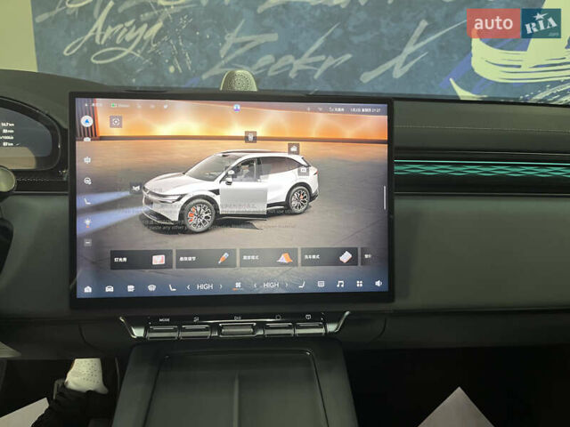 Белый Zeekr 7X, объемом двигателя 0 л и пробегом 1 тыс. км за 42999 $, фото 7 на Automoto.ua
