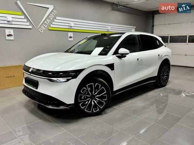 Белый Zeekr 7X, объемом двигателя 0 л и пробегом 1 тыс. км за 38199 $, фото 1 на Automoto.ua