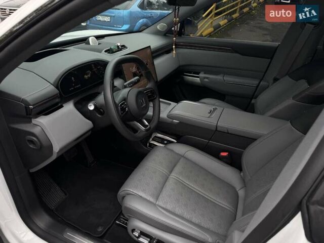 Білий Zeekr 7X, об'ємом двигуна 0 л та пробігом 4 тис. км за 45500 $, фото 10 на Automoto.ua