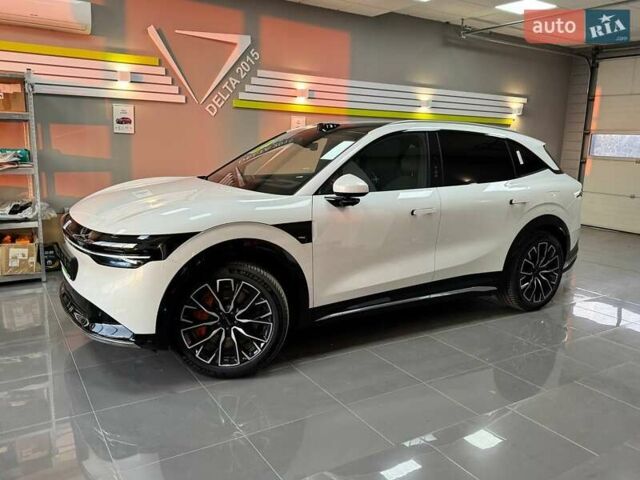 Белый Zeekr 7X, объемом двигателя 0 л и пробегом 1 тыс. км за 41699 $, фото 1 на Automoto.ua