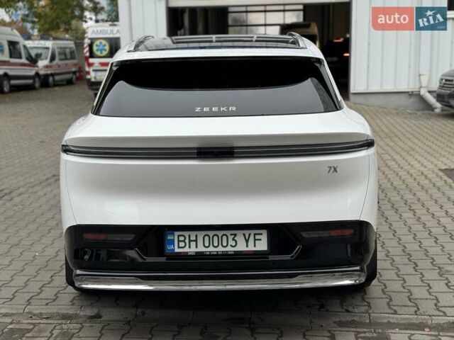 Білий Zeekr 7X, об'ємом двигуна 0 л та пробігом 4 тис. км за 45500 $, фото 5 на Automoto.ua