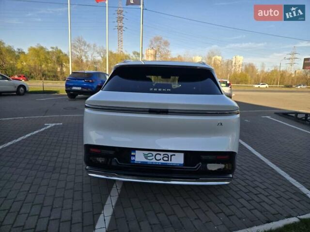 Белый Zeekr 7X, объемом двигателя 0 л и пробегом 1 тыс. км за 34588 $, фото 10 на Automoto.ua