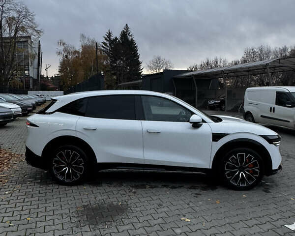 Zeekr 7X 2025 в Черновцах на Automoto.ua Белый Zeekr 7X, объемом двигателя 0 л и пробегом 1 тыс. км за 44999 $, фото 5 на Automoto.ua