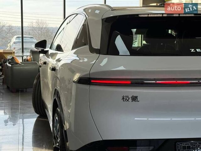 Белый Zeekr 7X, объемом двигателя 0 л и пробегом 1 тыс. км за 37499 $, фото 5 на Automoto.ua