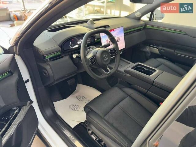 Белый Zeekr 7X, объемом двигателя 0 л и пробегом 1 тыс. км за 39750 $, фото 10 на Automoto.ua