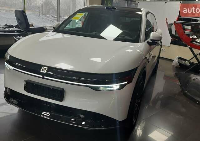 Білий Zeekr 7X, об'ємом двигуна 0 л та пробігом 1 тис. км за 45000 $, фото 1 на Automoto.ua