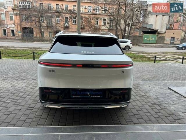 Белый Zeekr 7X, объемом двигателя 0 л и пробегом 1 тыс. км за 33900 $, фото 4 на Automoto.ua