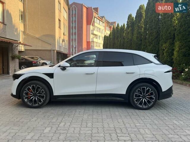Белый Zeekr 7X, объемом двигателя 0 л и пробегом 1 тыс. км за 43000 $, фото 1 на Automoto.ua