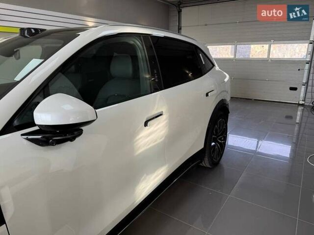 Белый Zeekr 7X, объемом двигателя 0 л и пробегом 1 тыс. км за 37499 $, фото 3 на Automoto.ua