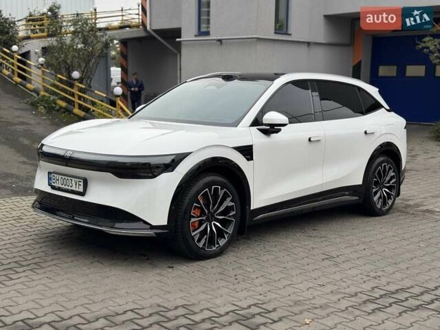 Білий Zeekr 7X, об'ємом двигуна 0 л та пробігом 4 тис. км за 45500 $, фото 7 на Automoto.ua