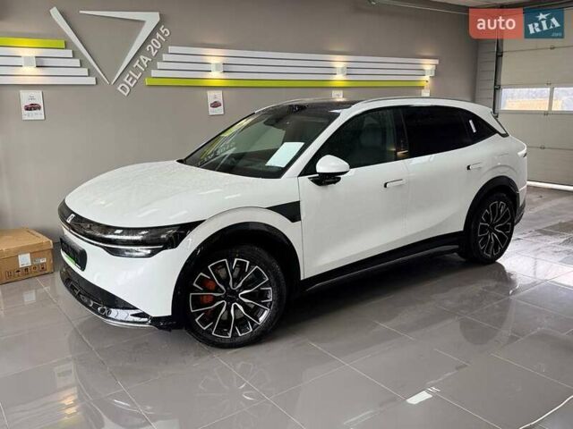 Белый Zeekr 7X, объемом двигателя 0 л и пробегом 1 тыс. км за 45990 $, фото 3 на Automoto.ua