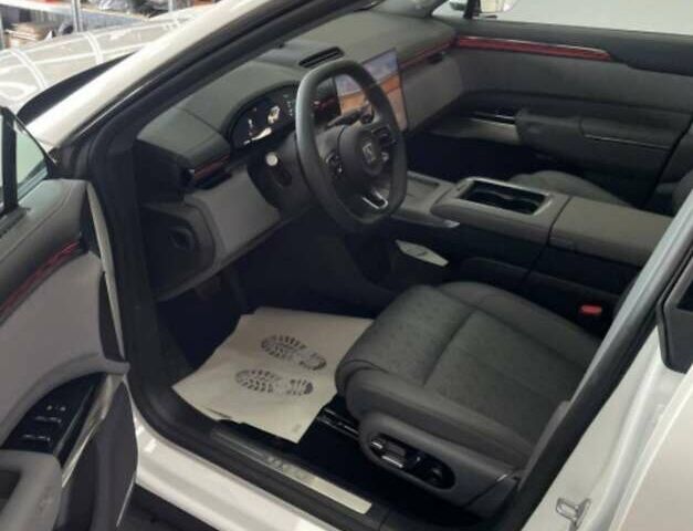 Белый Zeekr 7X, объемом двигателя 0 л и пробегом 1 тыс. км за 47450 $, фото 1 на Automoto.ua