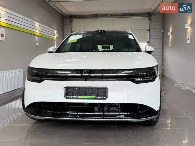 Белый Zeekr 7X, объемом двигателя 0 л и пробегом 1 тыс. км за 45990 $, фото 1 на Automoto.ua