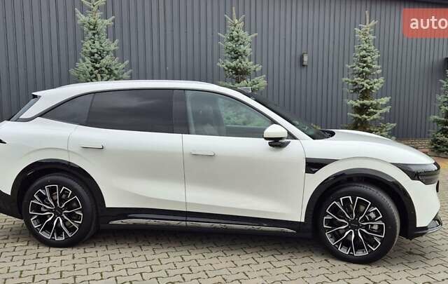 Белый Zeekr 7X, объемом двигателя 0 л и пробегом 1 тыс. км за 42500 $, фото 11 на Automoto.ua