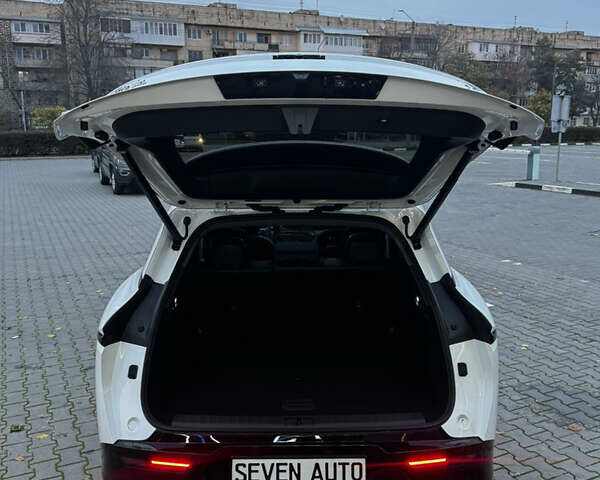 Zeekr 7X 2025 в Черновцах на Automoto.ua Белый Zeekr 7X, объемом двигателя 0 л и пробегом 1 тыс. км за 44999 $, фото 67 на Automoto.ua
