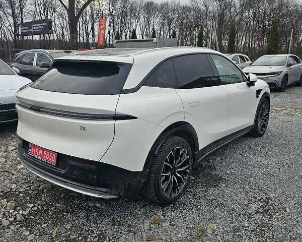 Білий Zeekr 7X, об'ємом двигуна 0 л та пробігом 1 тис. км за 45000 $, фото 6 на Automoto.ua