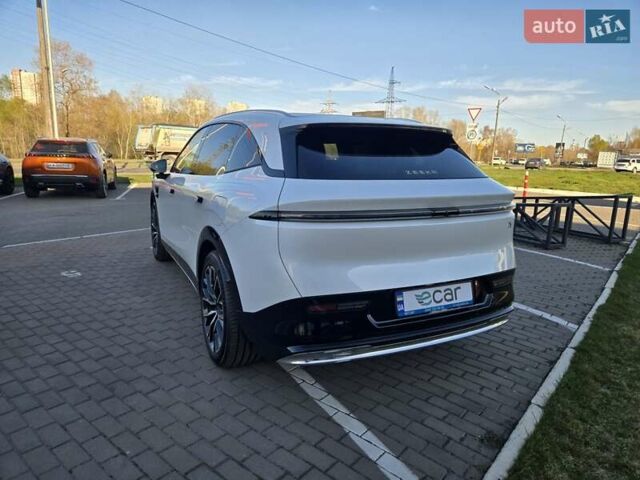 Белый Zeekr 7X, объемом двигателя 0 л и пробегом 1 тыс. км за 34588 $, фото 11 на Automoto.ua