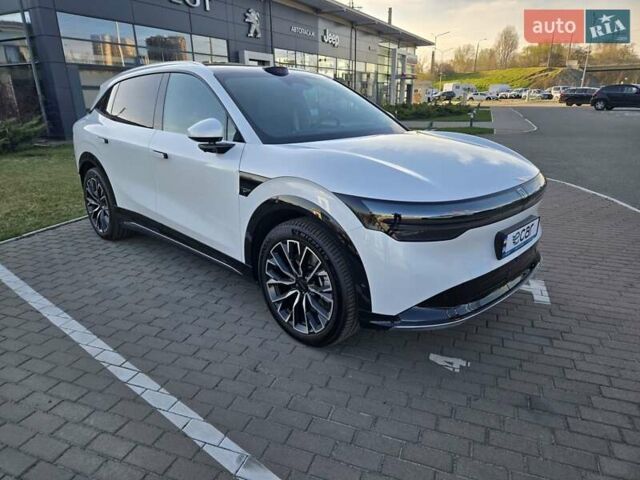 Белый Zeekr 7X, объемом двигателя 0 л и пробегом 1 тыс. км за 34588 $, фото 4 на Automoto.ua