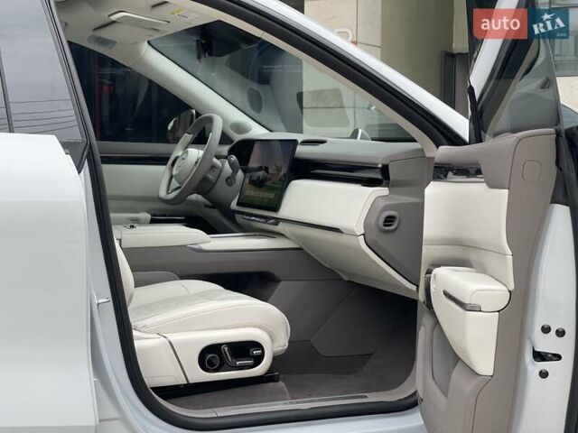 Белый Zeekr 7X, объемом двигателя 0 л и пробегом 1 тыс. км за 41900 $, фото 8 на Automoto.ua