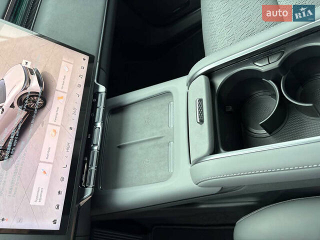 Белый Zeekr 7X, объемом двигателя 0 л и пробегом 1 тыс. км за 42500 $, фото 19 на Automoto.ua