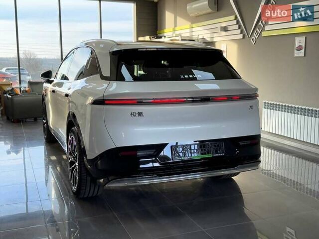 Белый Zeekr 7X, объемом двигателя 0 л и пробегом 1 тыс. км за 39750 $, фото 4 на Automoto.ua