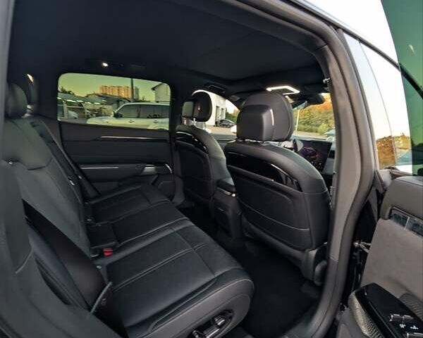 Черный Zeekr 7X, объемом двигателя 0 л и пробегом 3 тыс. км за 45000 $, фото 12 на Automoto.ua