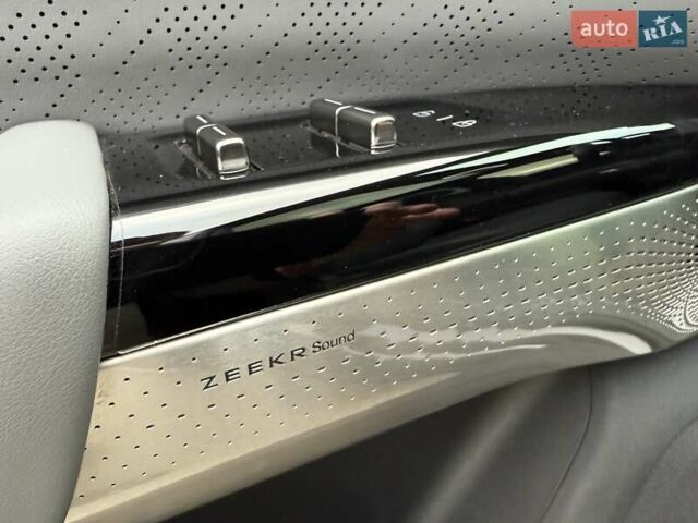 Чорний Zeekr 7X, об'ємом двигуна 0 л та пробігом 8 тис. км за 37900 $, фото 14 на Automoto.ua