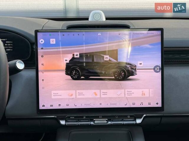 Чорний Zeekr 7X, об'ємом двигуна 0 л та пробігом 24 тис. км за 33600 $, фото 20 на Automoto.ua