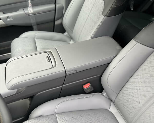Черный Zeekr 7X, объемом двигателя 0 л и пробегом 1 тыс. км за 41900 $, фото 21 на Automoto.ua