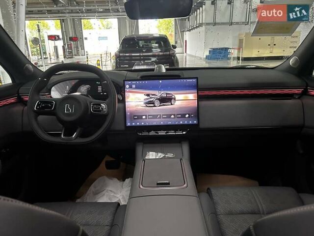 Черный Zeekr 7X, объемом двигателя 0 л и пробегом 1 тыс. км за 38888 $, фото 2 на Automoto.ua