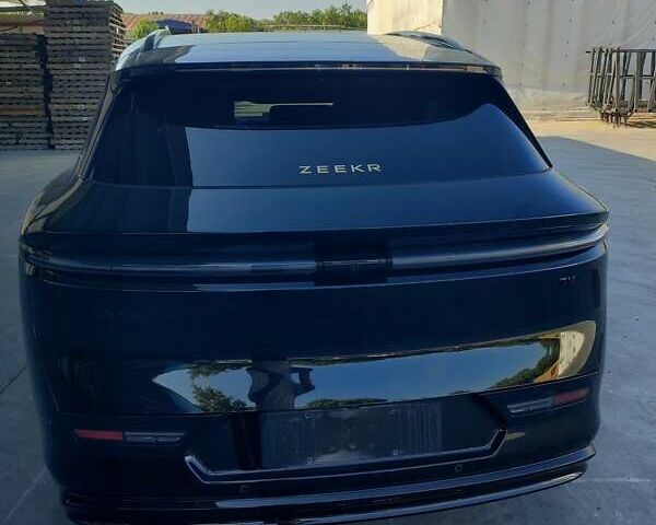 Черный Zeekr 7X, объемом двигателя 0 л и пробегом 25 тыс. км за 33400 $, фото 5 на Automoto.ua