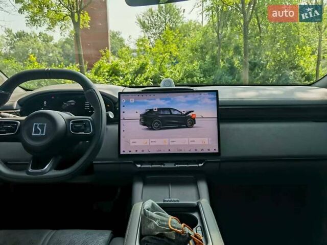 Черный Zeekr 7X, объемом двигателя 0 л и пробегом 8 тыс. км за 29000 $, фото 10 на Automoto.ua