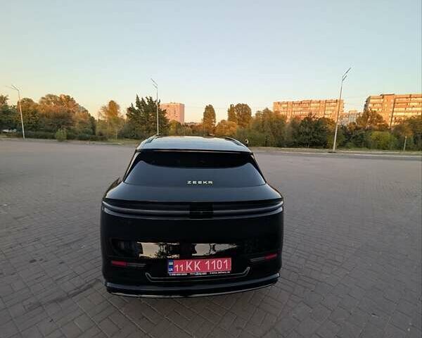 Черный Zeekr 7X, объемом двигателя 0 л и пробегом 3 тыс. км за 45000 $, фото 2 на Automoto.ua