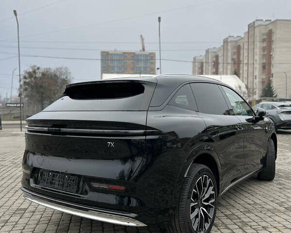 Черный Zeekr 7X, объемом двигателя 0 л и пробегом 1 тыс. км за 41900 $, фото 1 на Automoto.ua