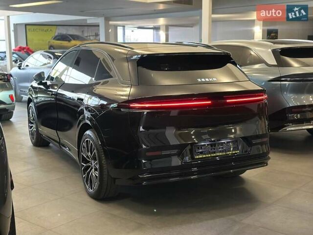 Черный Zeekr 7X, объемом двигателя 0 л и пробегом 1 тыс. км за 43000 $, фото 4 на Automoto.ua
