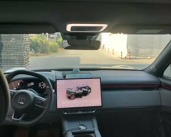 Черный Zeekr 7X, объемом двигателя 0 л и пробегом 25 тыс. км за 33400 $, фото 9 на Automoto.ua