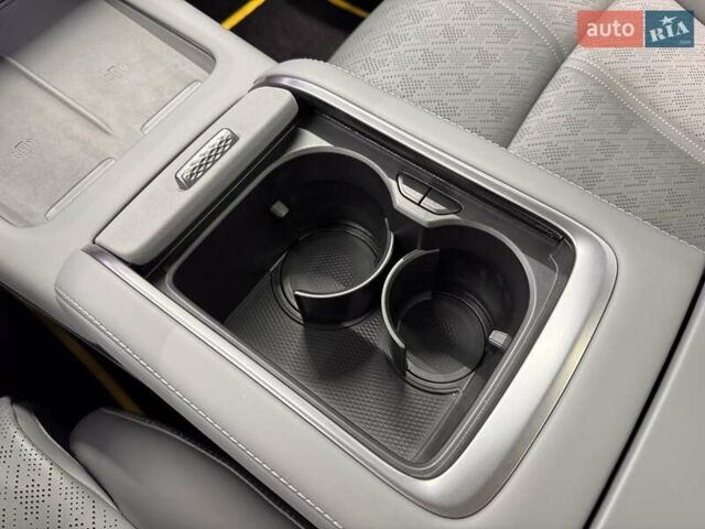 Черный Zeekr 7X, объемом двигателя 0 л и пробегом 1 тыс. км за 42000 $, фото 30 на Automoto.ua