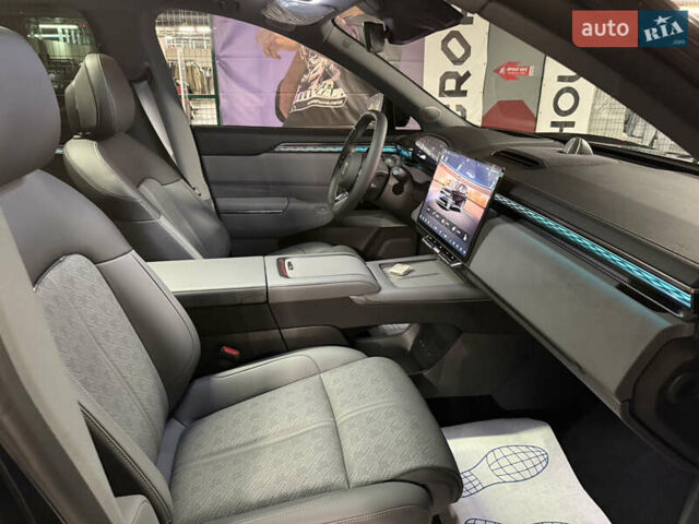 Чорний Zeekr 7X, об'ємом двигуна 0 л та пробігом 1 тис. км за 43500 $, фото 5 на Automoto.ua