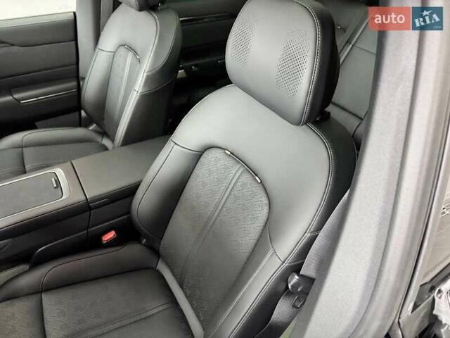 Черный Zeekr 7X, объемом двигателя 0 л и пробегом 1 тыс. км за 39750 $, фото 14 на Automoto.ua