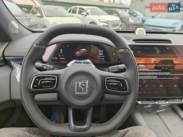 Черный Zeekr 7X, объемом двигателя 0 л и пробегом 1 тыс. км за 44500 $, фото 10 на Automoto.ua