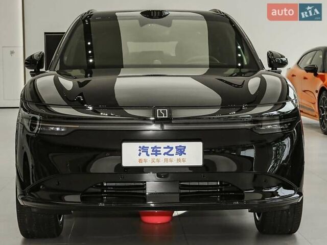 Черный Zeekr 7X, объемом двигателя 0 л и пробегом 1 тыс. км за 45999 $, фото 1 на Automoto.ua