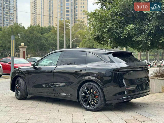 Черный Zeekr 7X, объемом двигателя 0 л и пробегом 1 тыс. км за 40499 $, фото 2 на Automoto.ua