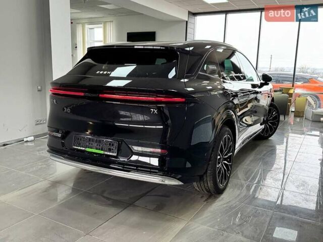 Черный Zeekr 7X, объемом двигателя 0 л и пробегом 1 тыс. км за 39750 $, фото 5 на Automoto.ua