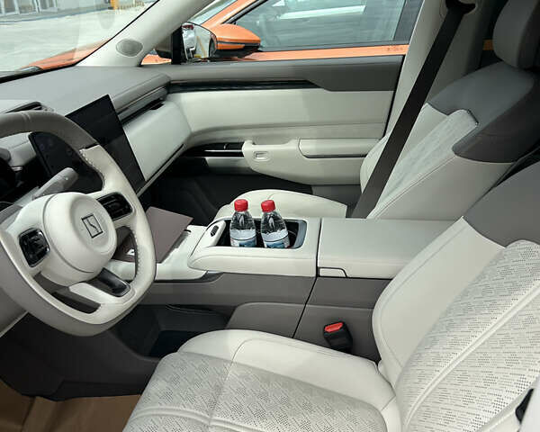 Коричневый Zeekr 7X, объемом двигателя 0 л и пробегом 1 тыс. км за 37900 $, фото 9 на Automoto.ua