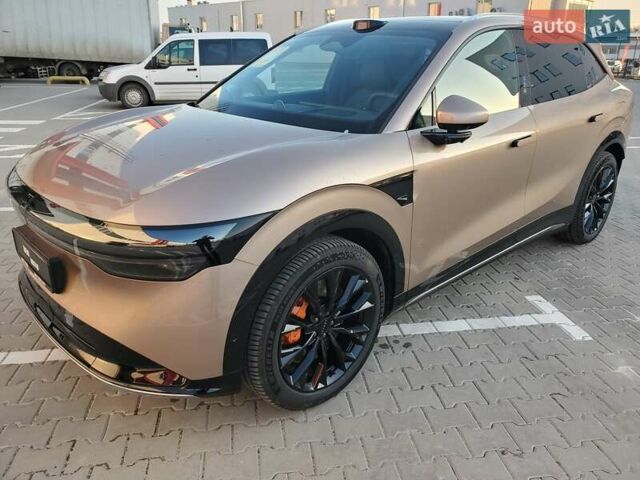 Коричневый Zeekr 7X, объемом двигателя 0 л и пробегом 1 тыс. км за 43800 $, фото 2 на Automoto.ua