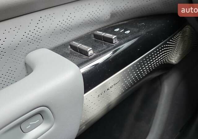 Коричневий Zeekr 7X, об'ємом двигуна 0 л та пробігом 8 тис. км за 39900 $, фото 23 на Automoto.ua