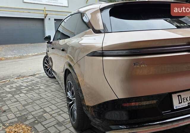 Коричневий Zeekr 7X, об'ємом двигуна 0 л та пробігом 8 тис. км за 39900 $, фото 12 на Automoto.ua