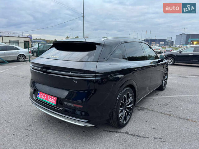 Красный Zeekr 7X, объемом двигателя 0 л и пробегом 13 тыс. км за 44999 $, фото 4 на Automoto.ua