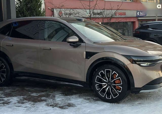 Zeekr 7X, объемом двигателя 4.25 л и пробегом 1 тыс. км за 42999 $, фото 7 на Automoto.ua